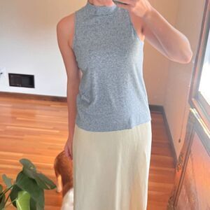 Evereve Chaser Mock Neck Sleeveless Top Size S